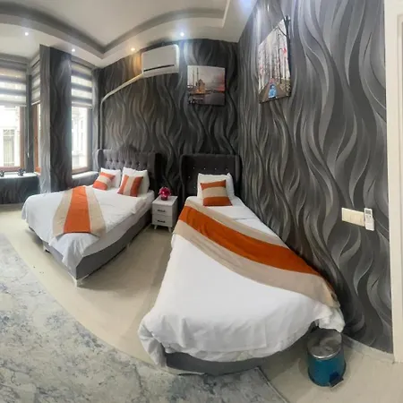 Taksim Centre Mansion アパート